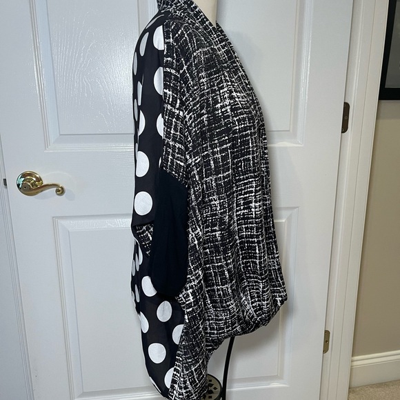 Lulululu blouse size xl - Picture 4 of 8